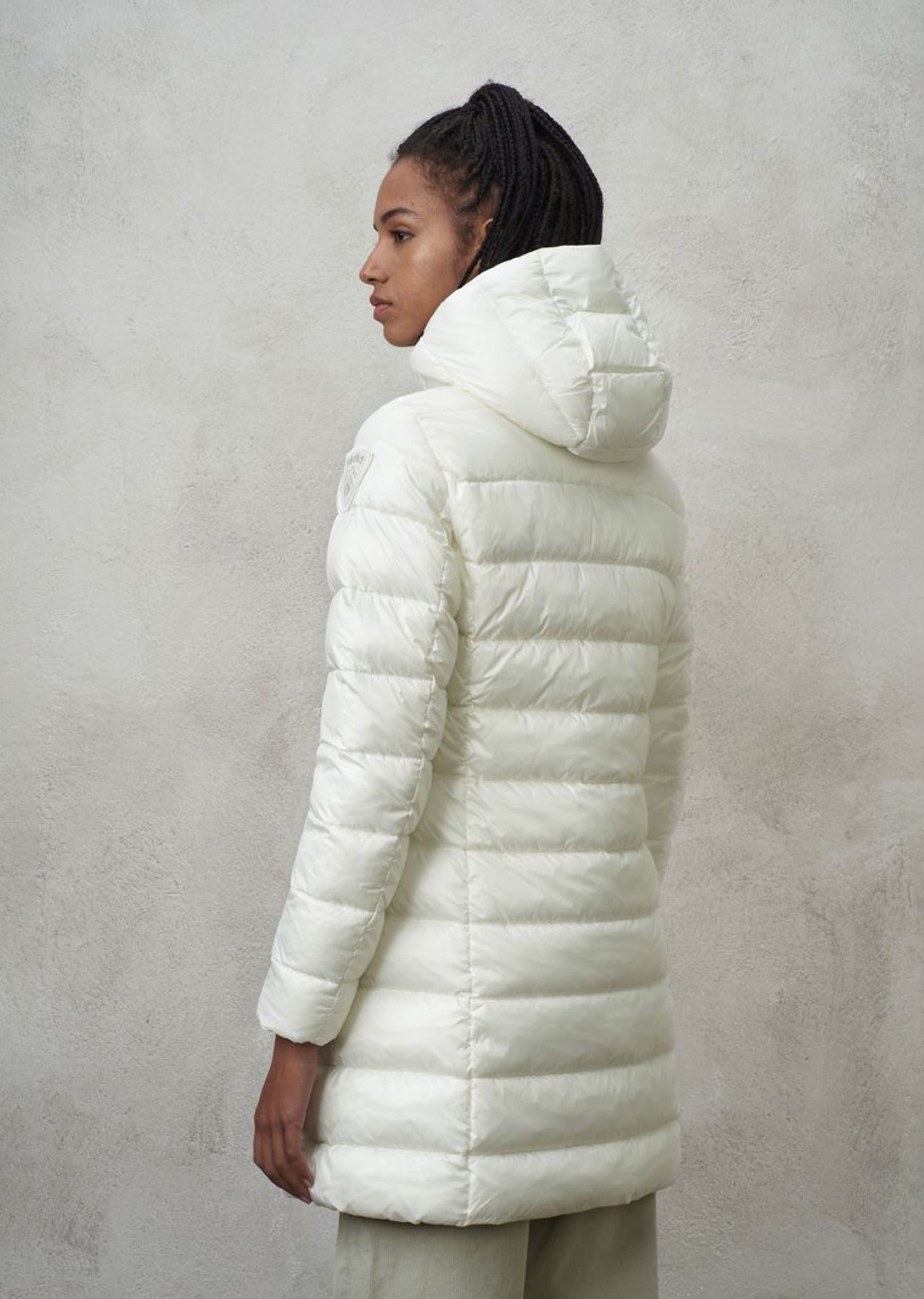 23WBLDK02113-006648_102TT_01_blauer_04431_bianco_4.jpg?v=1785780548