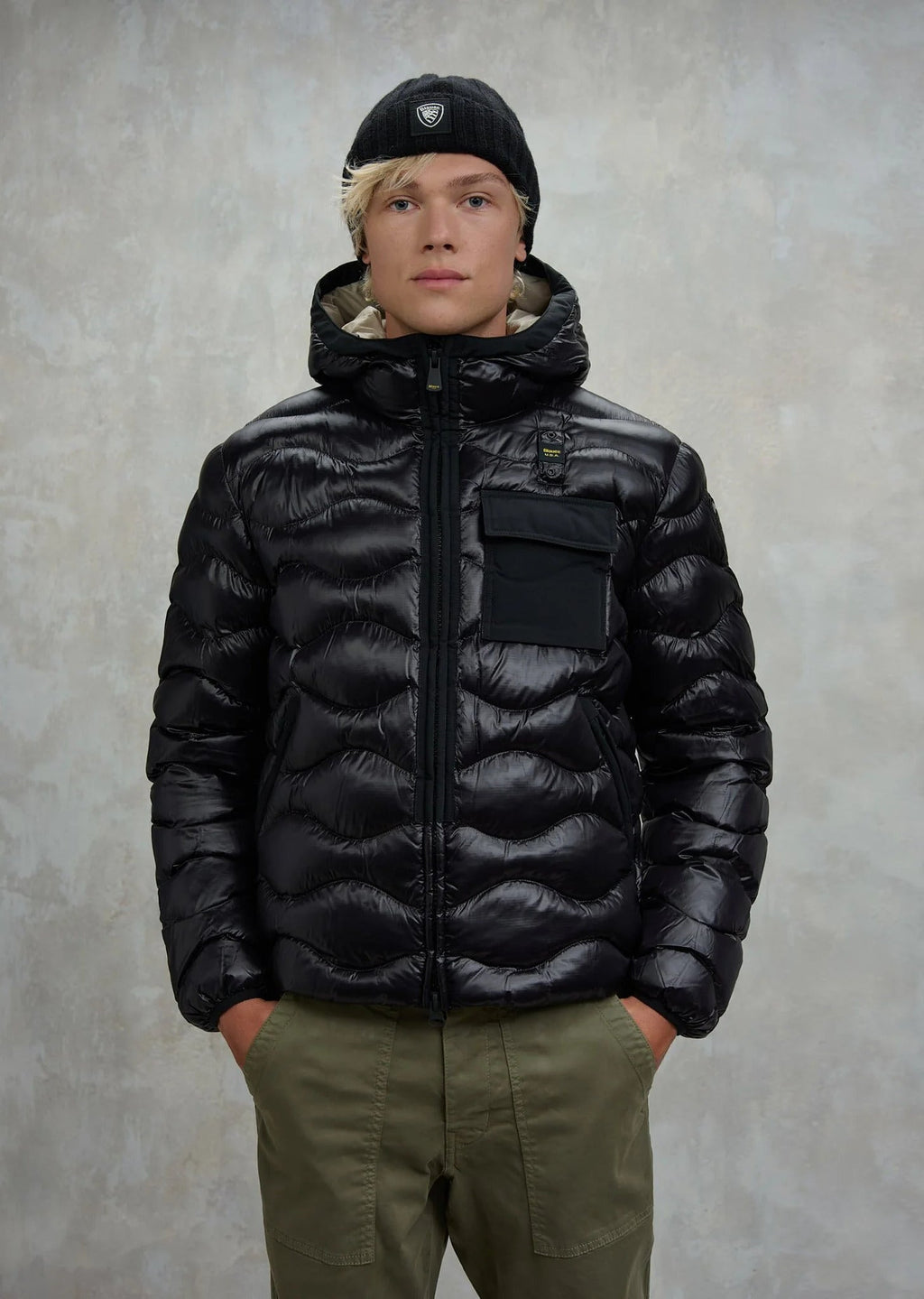 25WBLUC02080-005958_999EI_01_blauer_05582_nero_1.jpg?v=1785780549