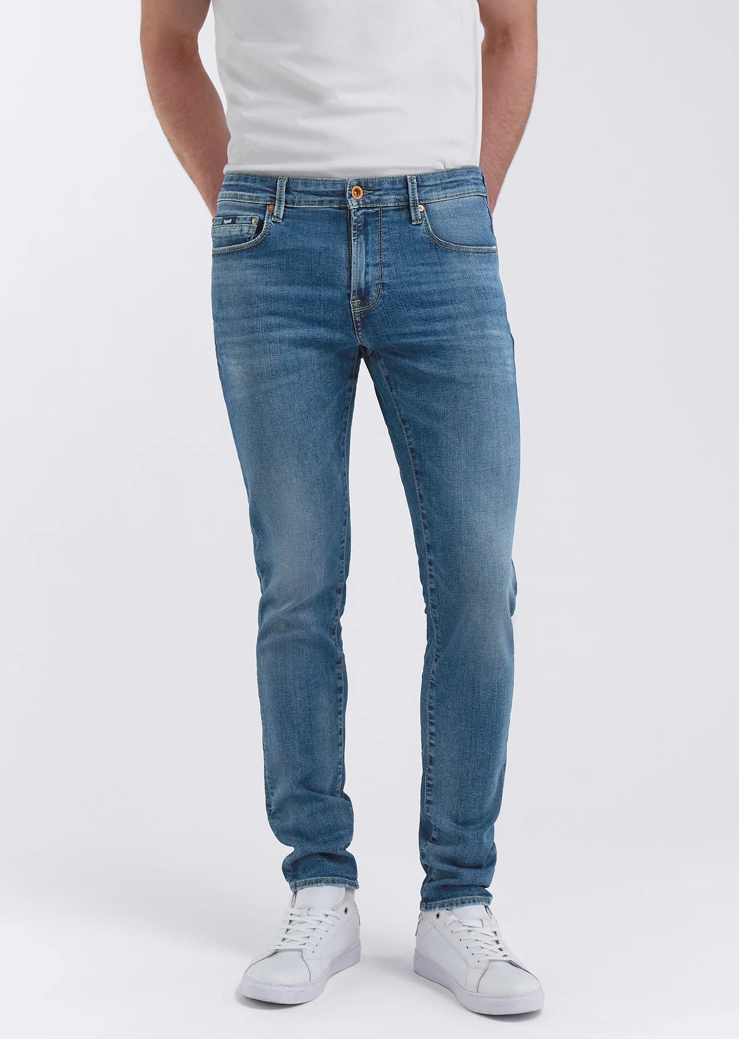 351450030789_12MM-SAX-ZIP-REV_gas_jeans_05536_denim_1.jpg?v=1785780549