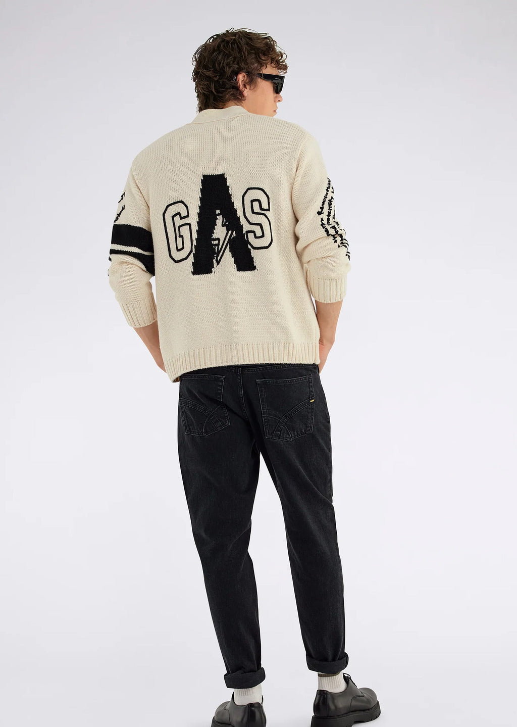 351854030155_65BD-TAR_gas_jeans_05539_nero_4.jpg?v=1785780548