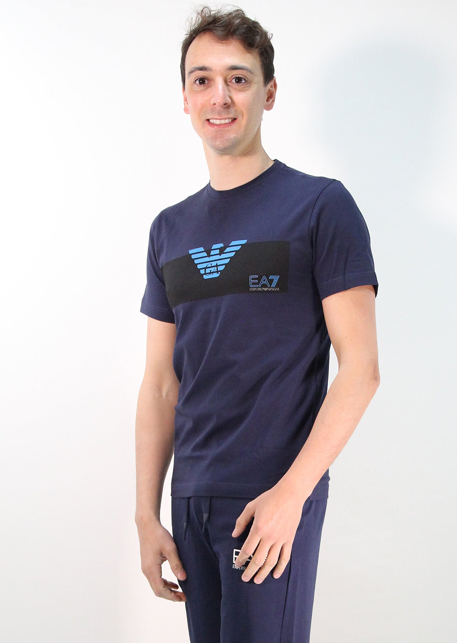 3GPT10_PJP6Z_ea7_emporio_armani_00346_blu_1.jpg?v=1776788897