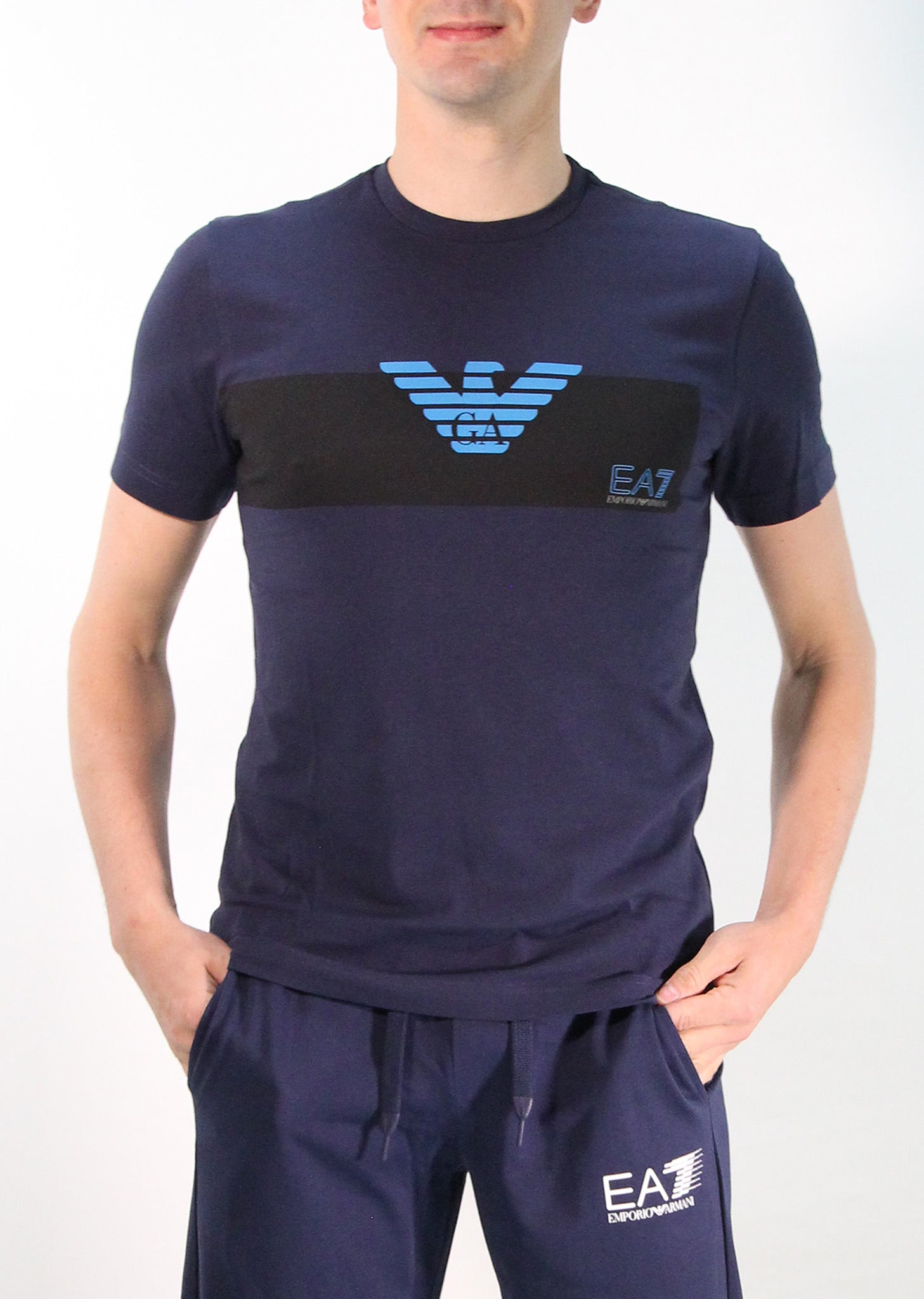 3GPT10_PJP6Z_ea7_emporio_armani_00346_blu_2.jpg?v=1776788898