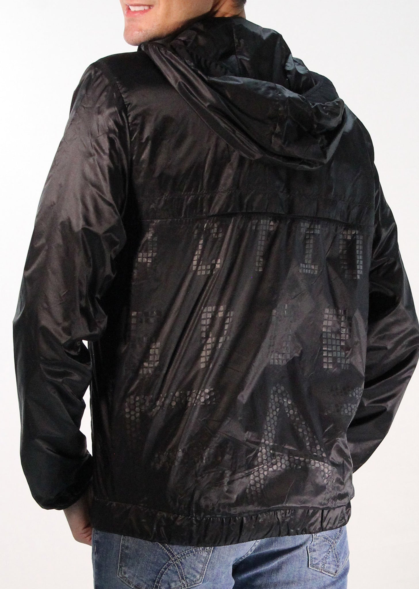 3KPB22_PN1GZ_1200_Emporio_armani_ea7_01465_nero_2.jpg?v=1779436699