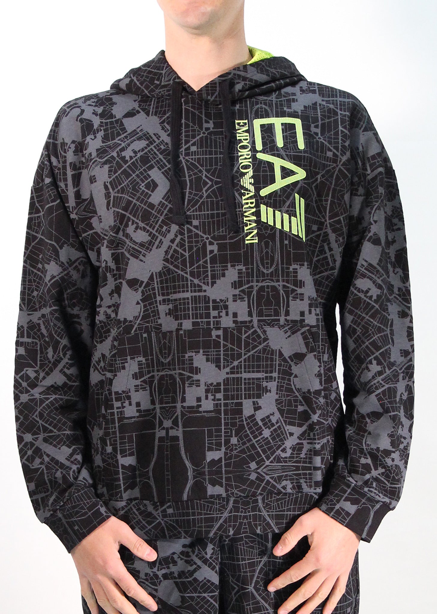 3KPM40_PJA5Z_2202_ea7_emporio_armani_01532_nero_1.jpg?v=1779436700