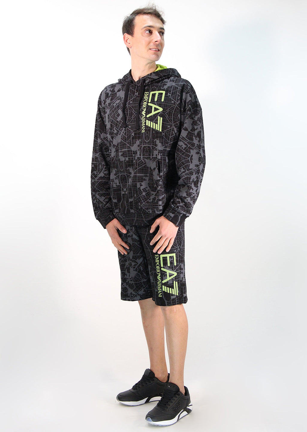 3KPM40_PJA5Z_2202_ea7_emporio_armani_01532_nero_3.jpg?v=1779436699