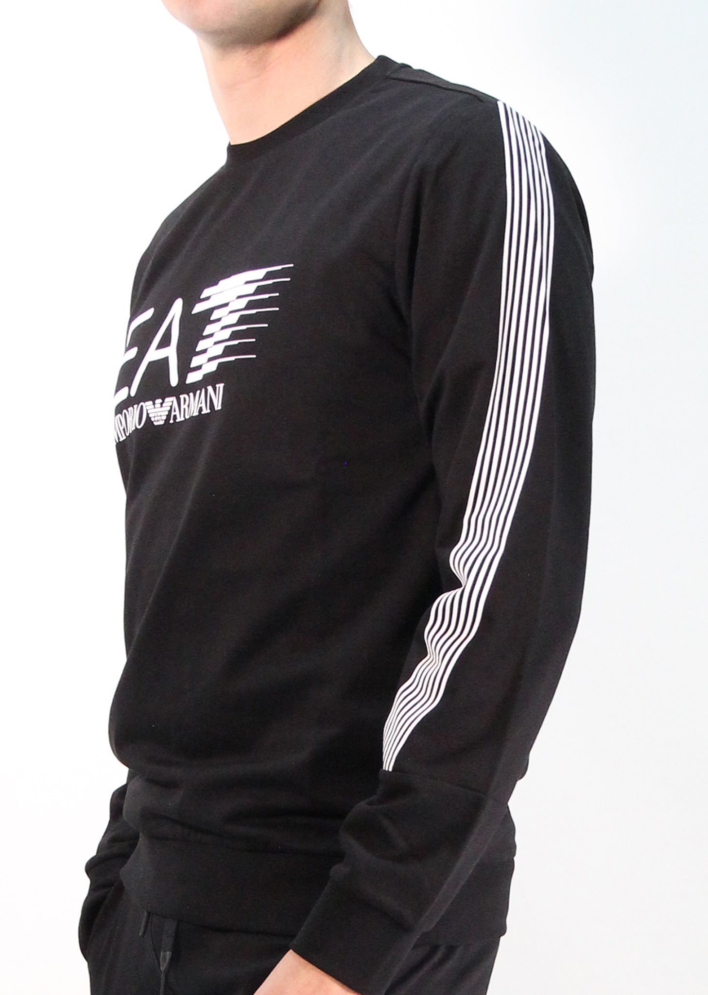 3KPM67_PJ05Z_1200_EA7_EMPORIO_ARMANI_01471_NERO_3.jpg?v=1779474517