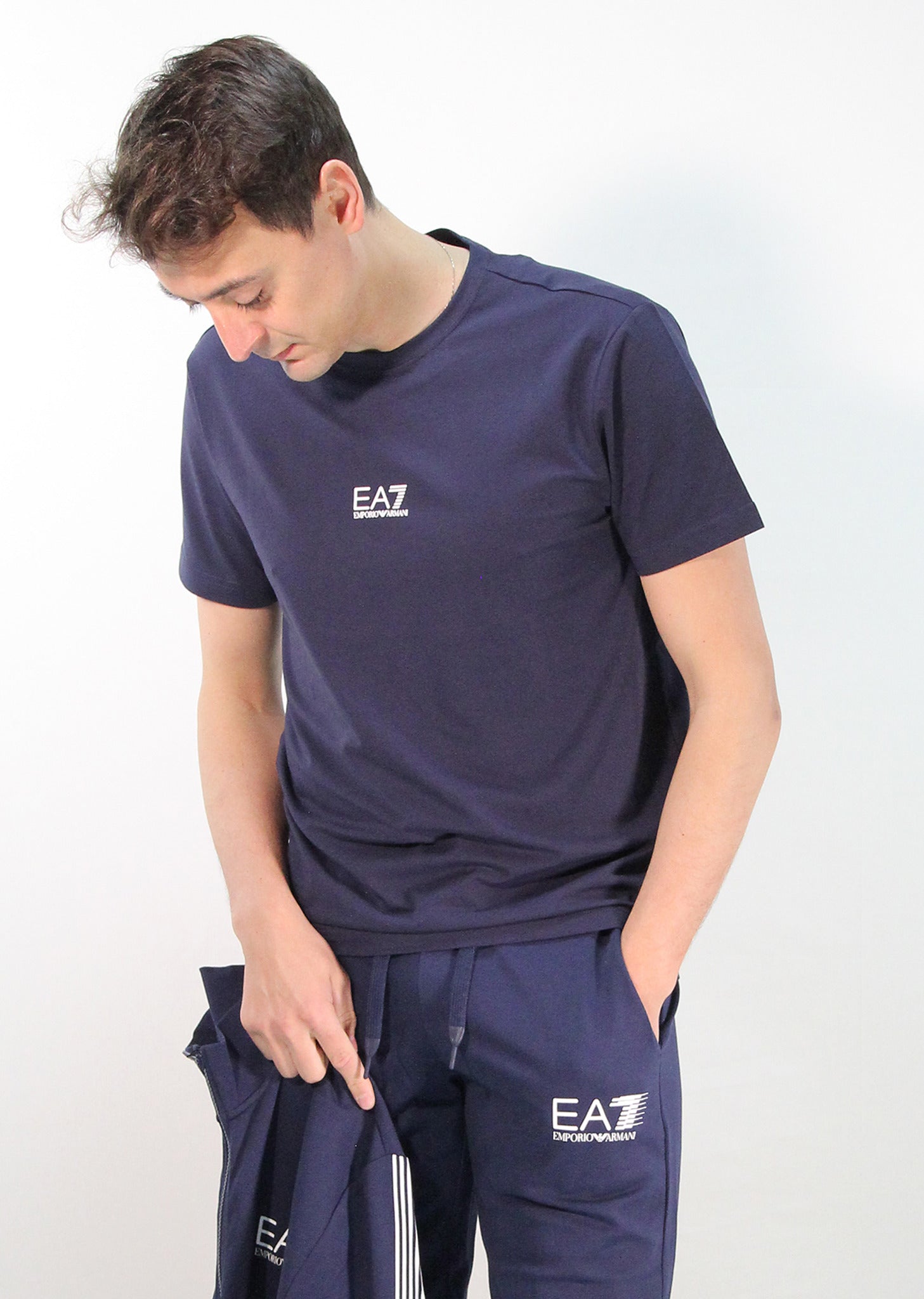 3KPT15_PJ03Z_1554_ea7_emporio_armani_01469_blu_2.jpg?v=1779819954