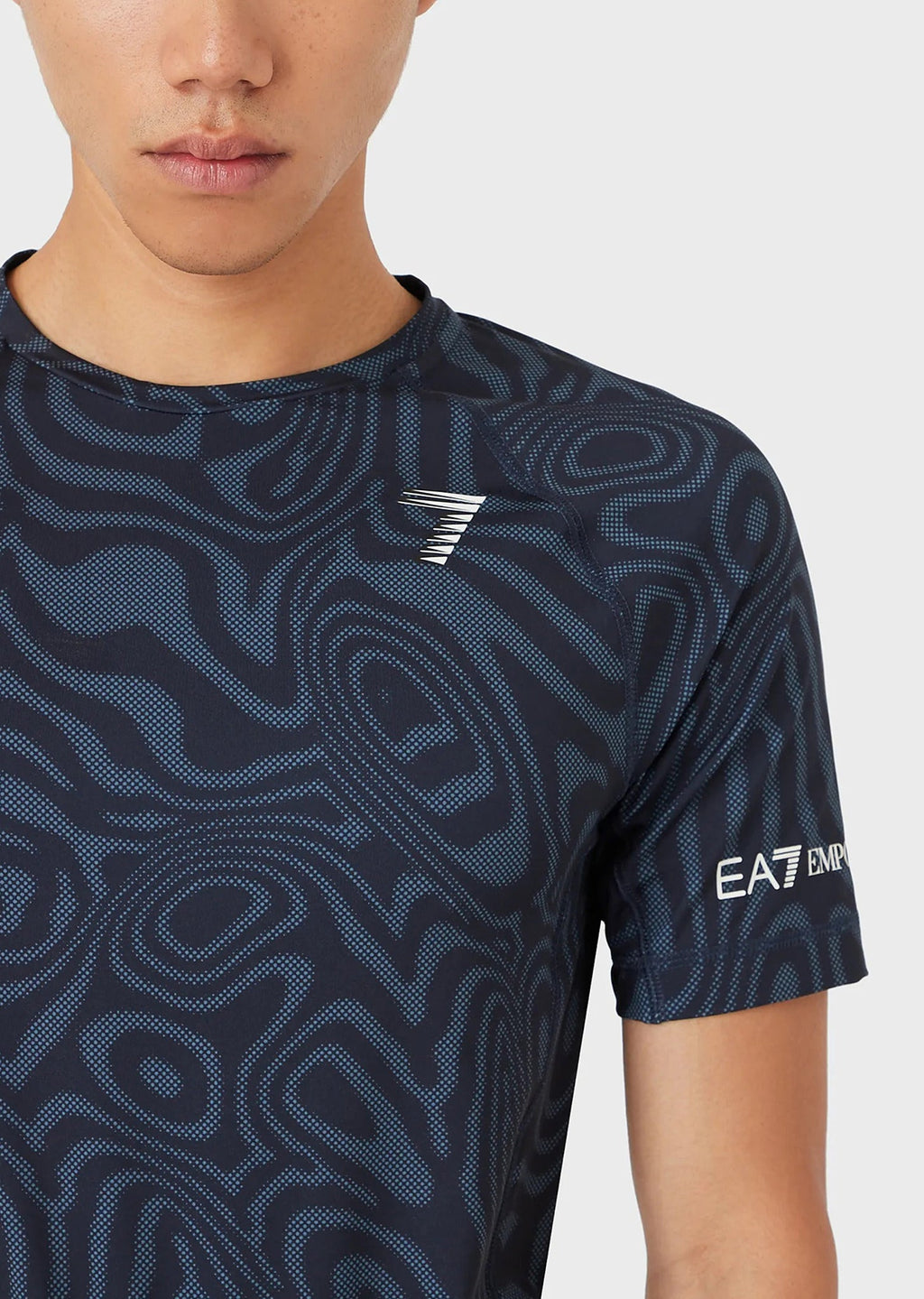 3LPT19_PJ3UZ_2502_ea7_emporio_armani_02414_blu_3.jpg?v=1779474518