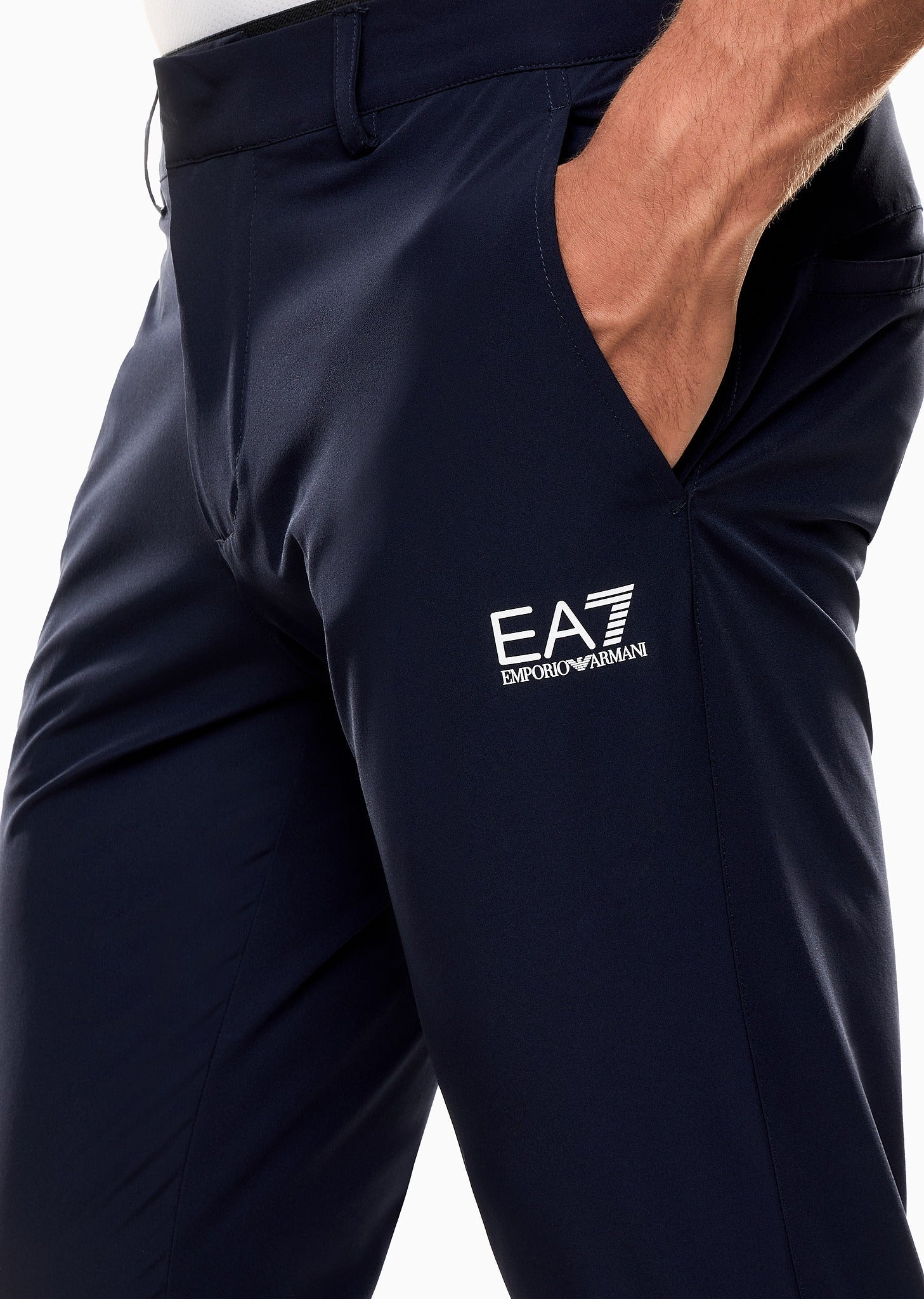 7M000509_AF14589_ea7_emporio_armani_05875_blu_2.jpg?v=1775907536