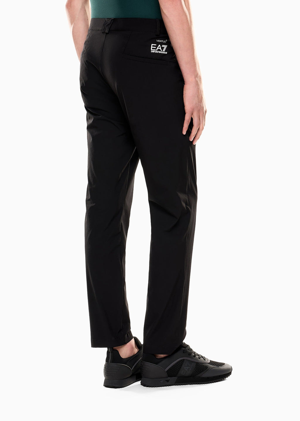 7M000509_AF14589_ea7_emporio_armani_05875_nero_3.jpg?v=1775907529