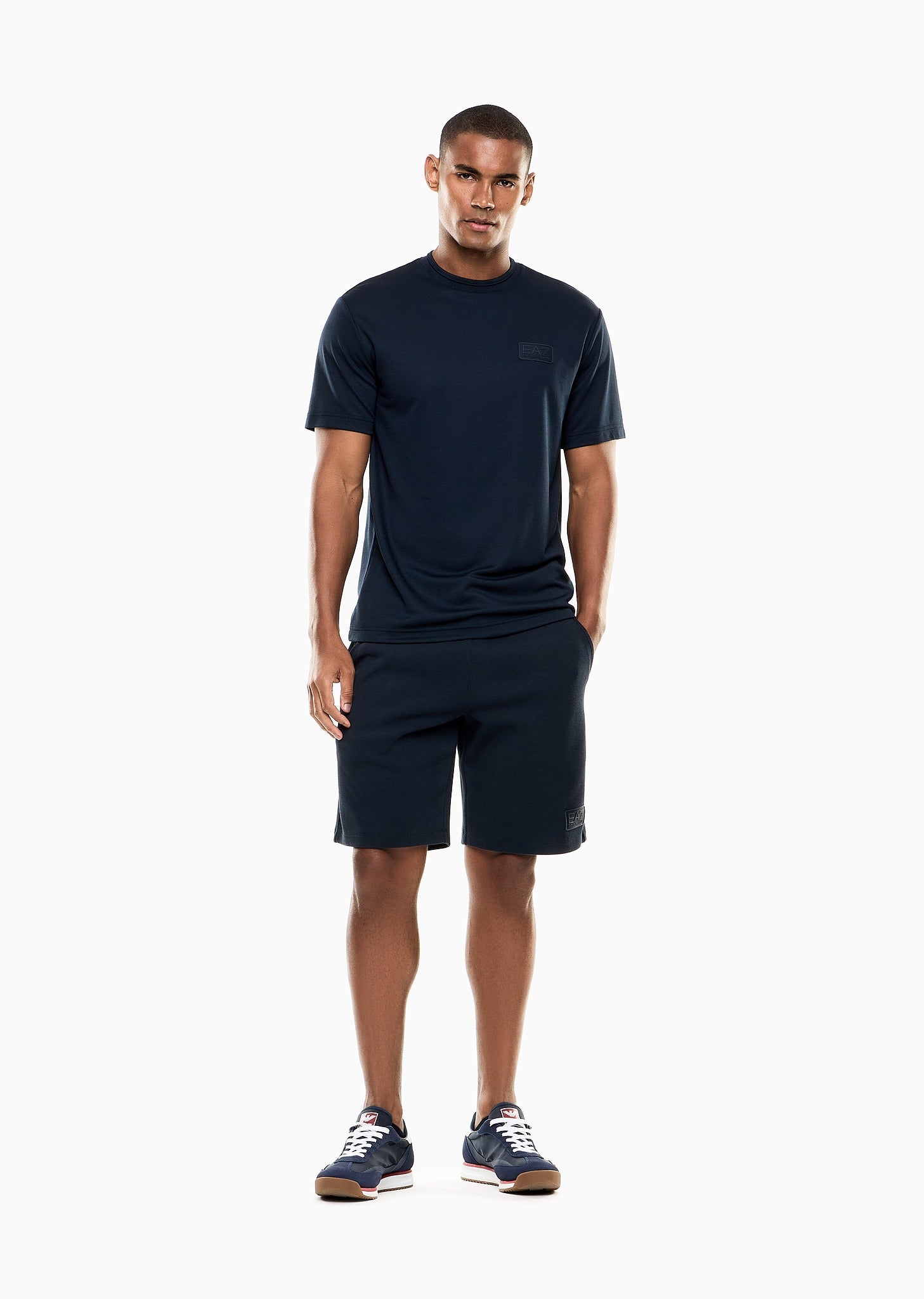 7M001357_AF13862_ea7_emporio_armani_05885_blu_4.jpg?v=1775907528