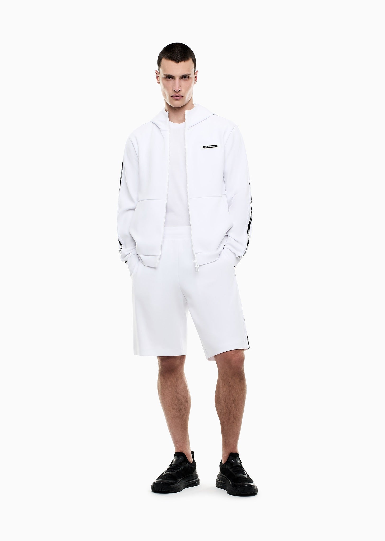 7M001476__AF10375_ea7_emporio_armani_05888_bianco_5.jpg?v=1775907527