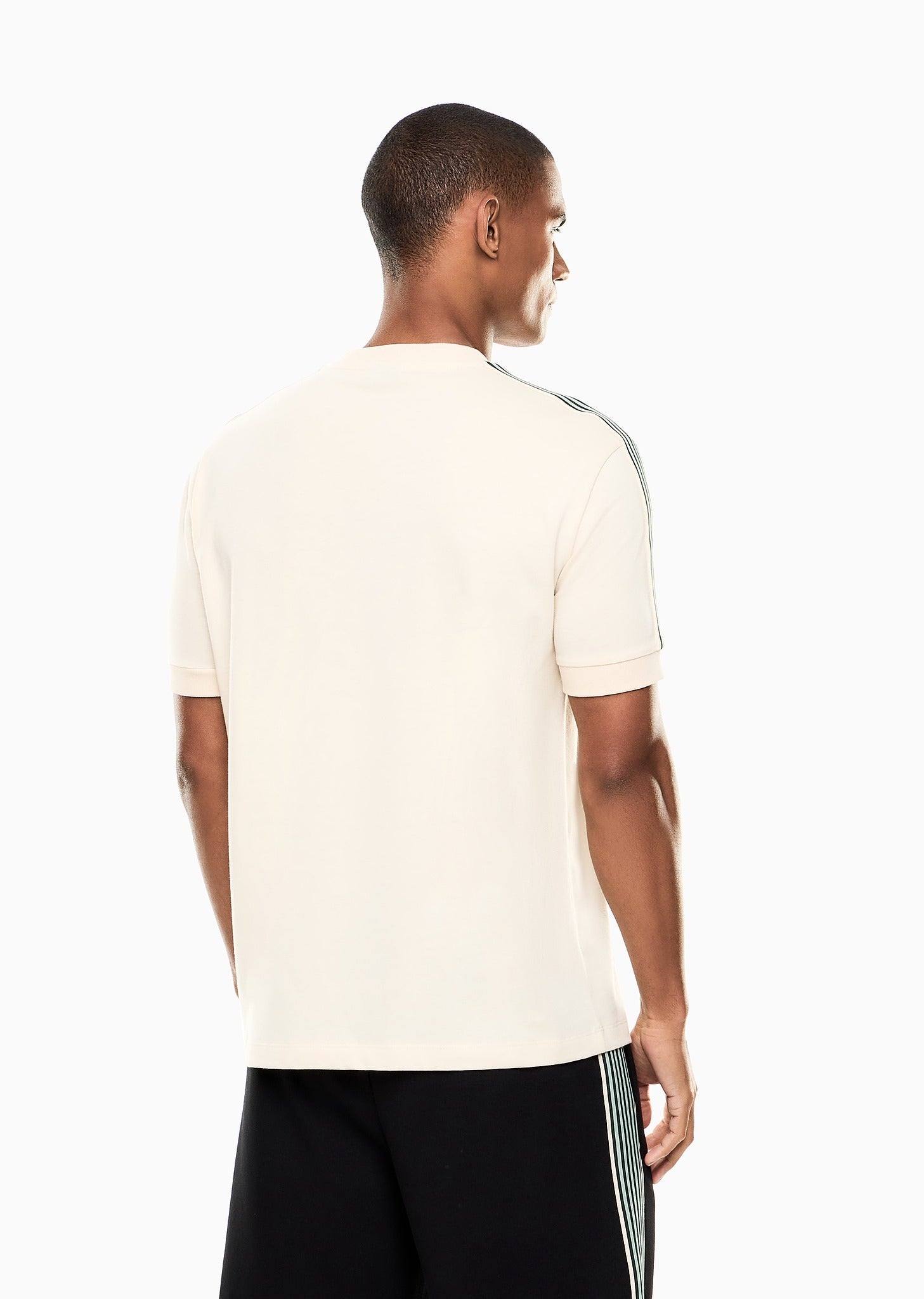 7M001507_AF16548_ea7_emporio_armani_05884_beige_4.jpg?v=1775907530