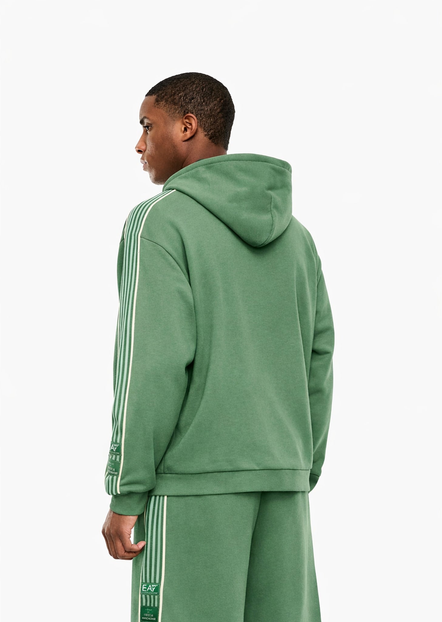 7M001508_AF12660_ea7_emporio_armani_05895_verde_5.jpg?v=1775907532