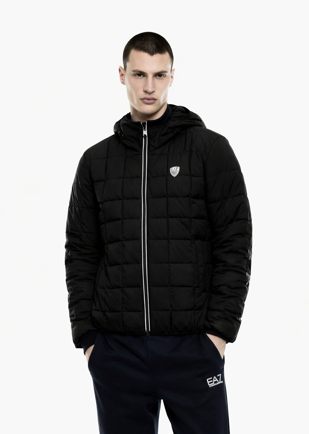 7M001514_AF21509_ea7_emporio_armani_05899_nero_1.jpg?v=1775907530