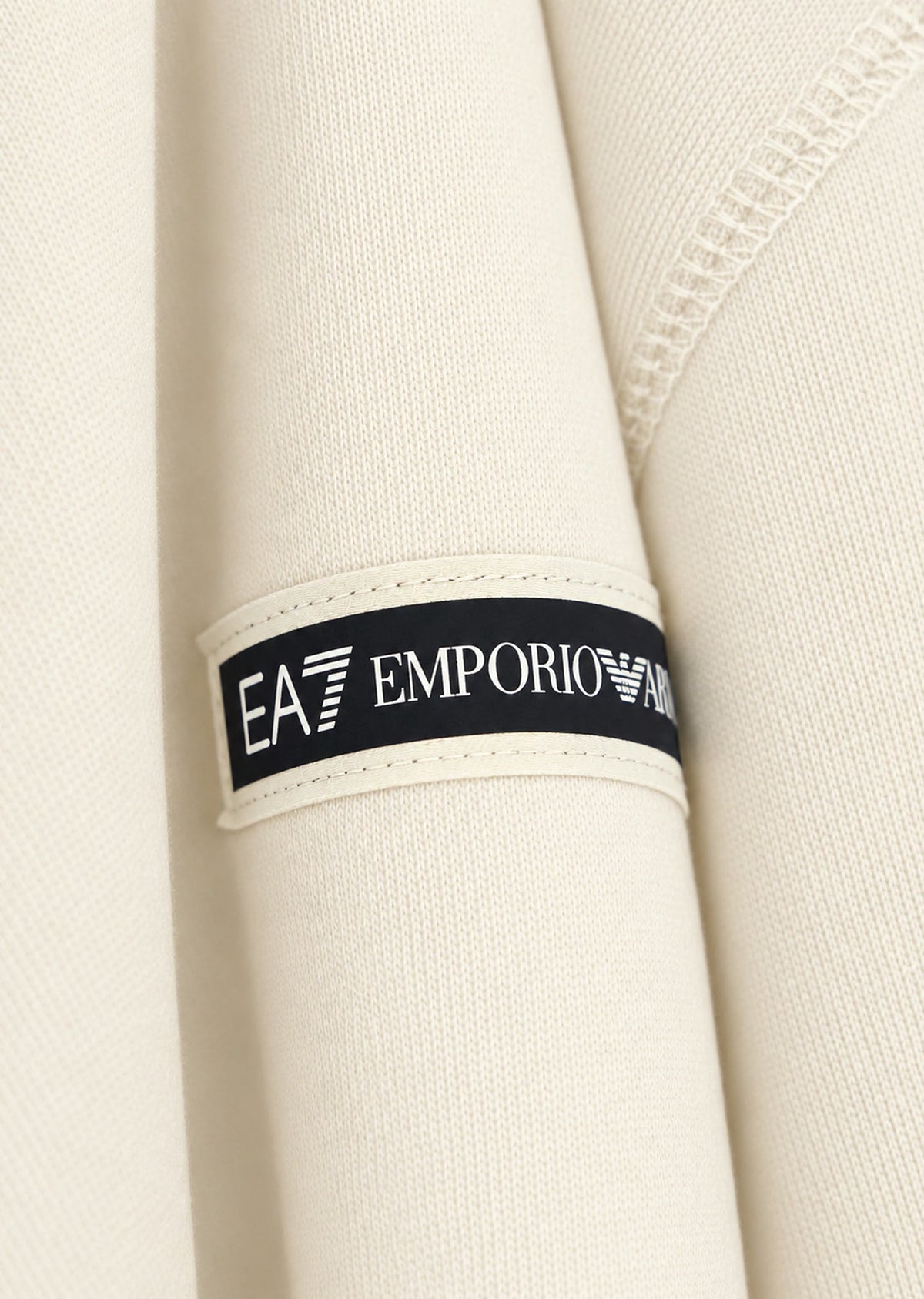 7M002195_AF10377_U1079_ea7_emporio_armani_06296_panna_5.avif?v=1788971853