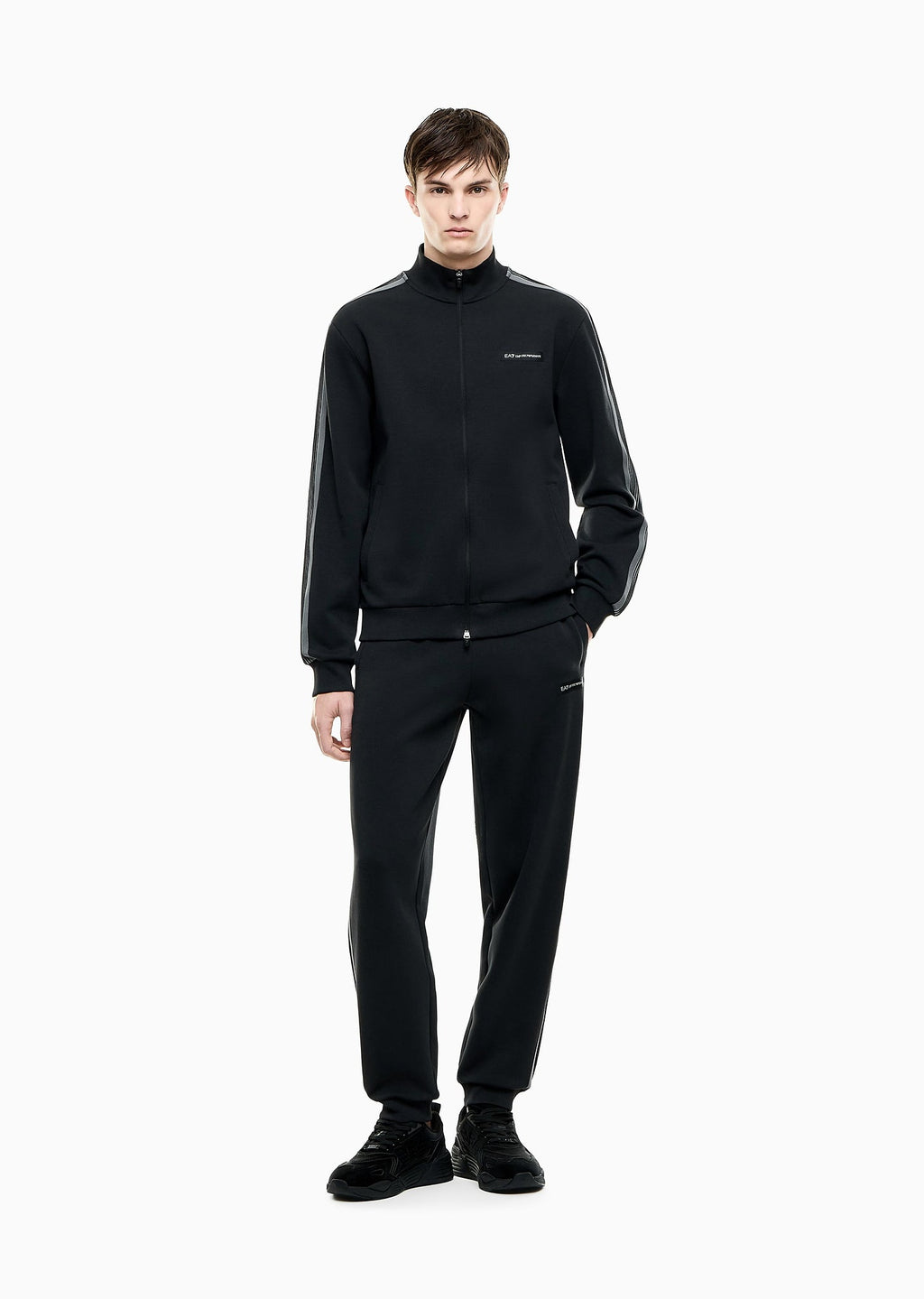 7M002221_AF12660_U8134_ea7_emporio_armani_06308_nero_2.avif?v=1788941743