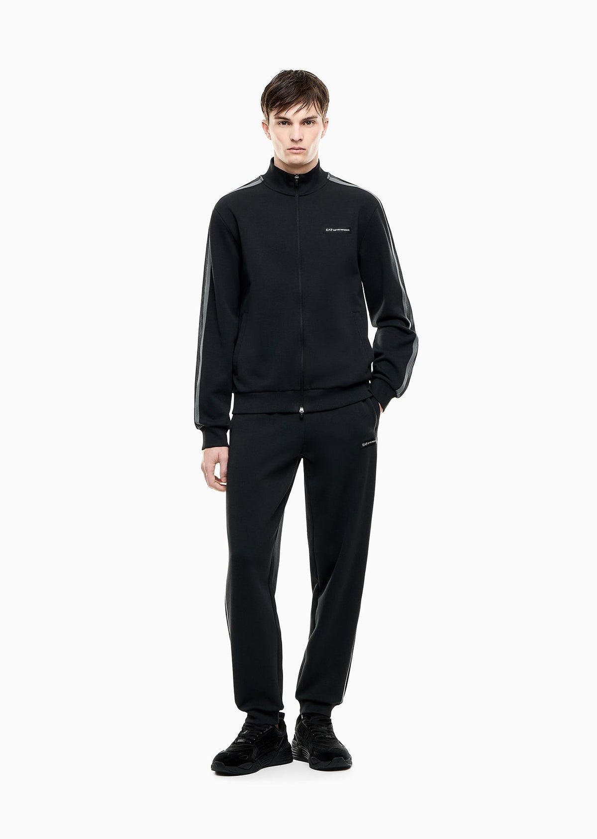 7M002221_AF12660_U8134_ea7_emporio_armani_06308_nero_2.avif?v=1788941743