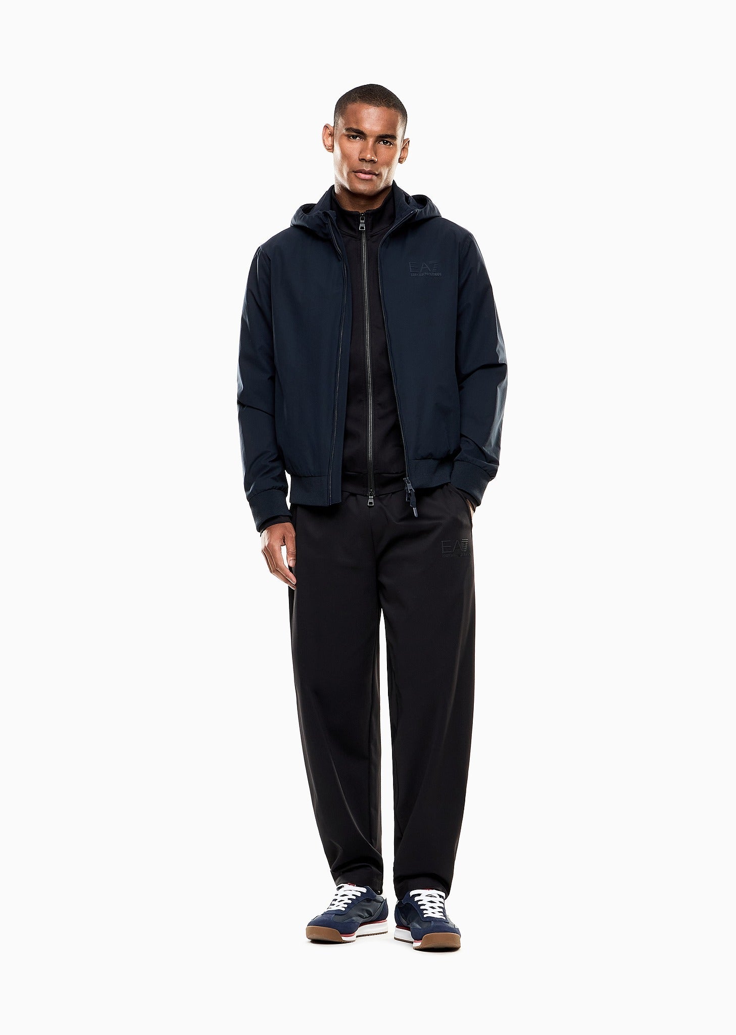 7M002279_AF21228_ea7_emporio_armani_05898_blu_2.jpg?v=1775907534