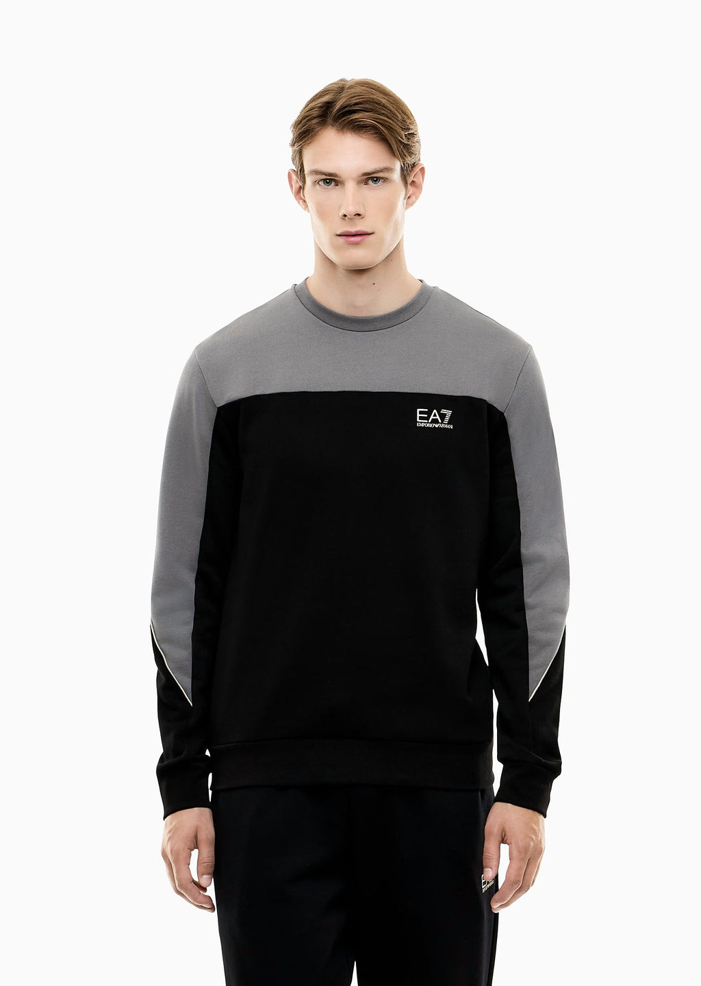 7M002393_AF10377_UC001_ea7_emporio_armani_06299_nero_2.avif?v=1788941743