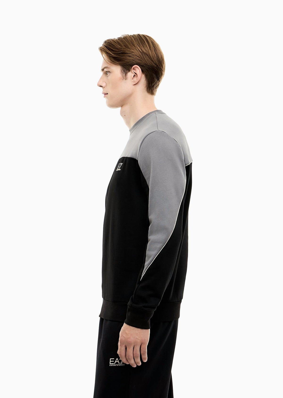 7M002393_AF10377_UC001_ea7_emporio_armani_06299_nero_3.avif?v=1788941744