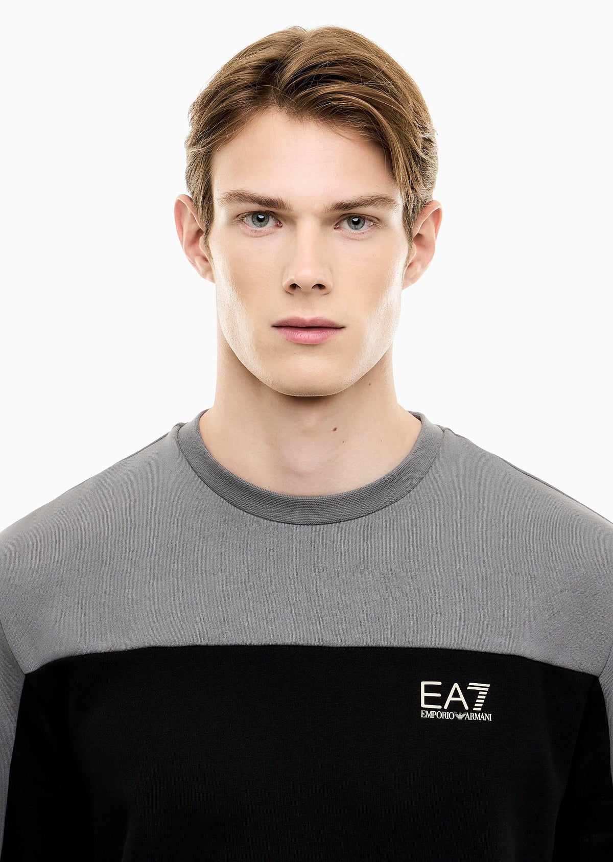 7M002393_AF10377_UC001_ea7_emporio_armani_06299_nero_6.avif?v=1788941745