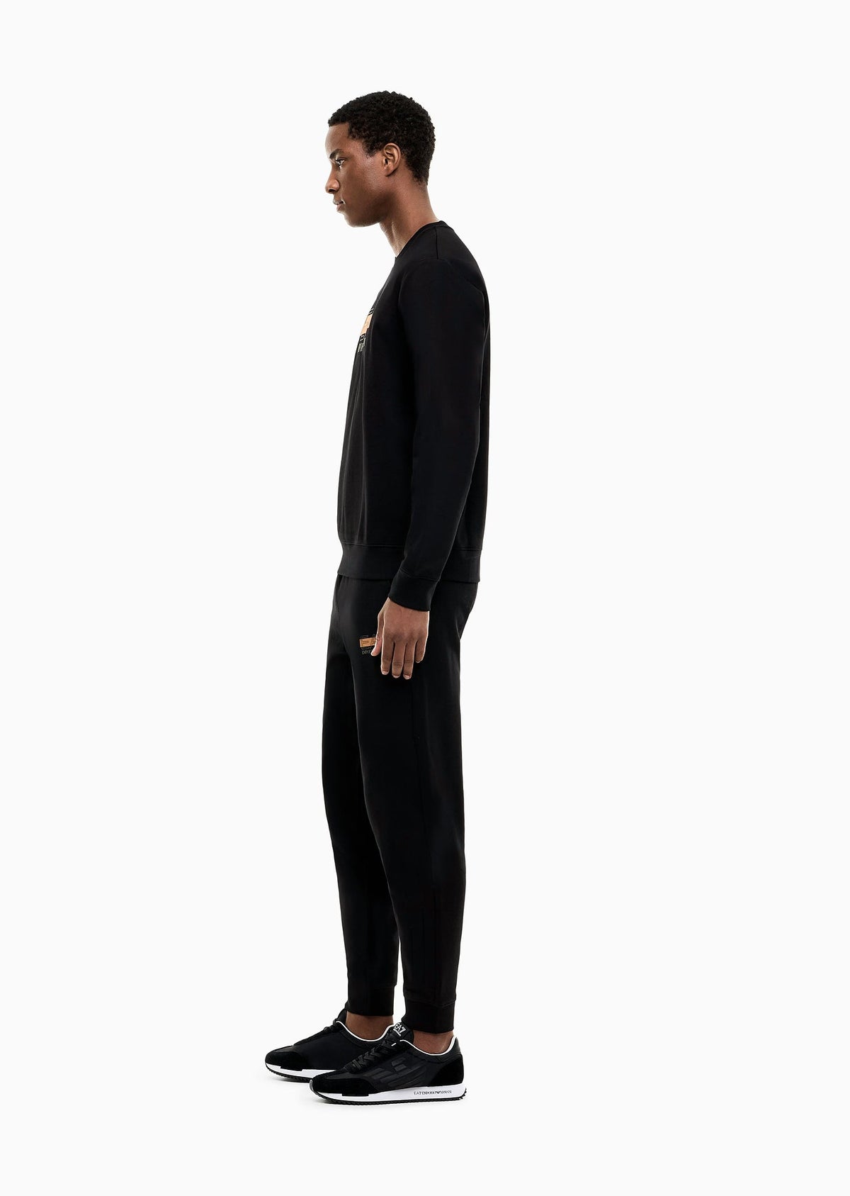 7M002428_AF10377_UC001_ea7_emporio_armani_06312_nero_8.avif?v=1788941743