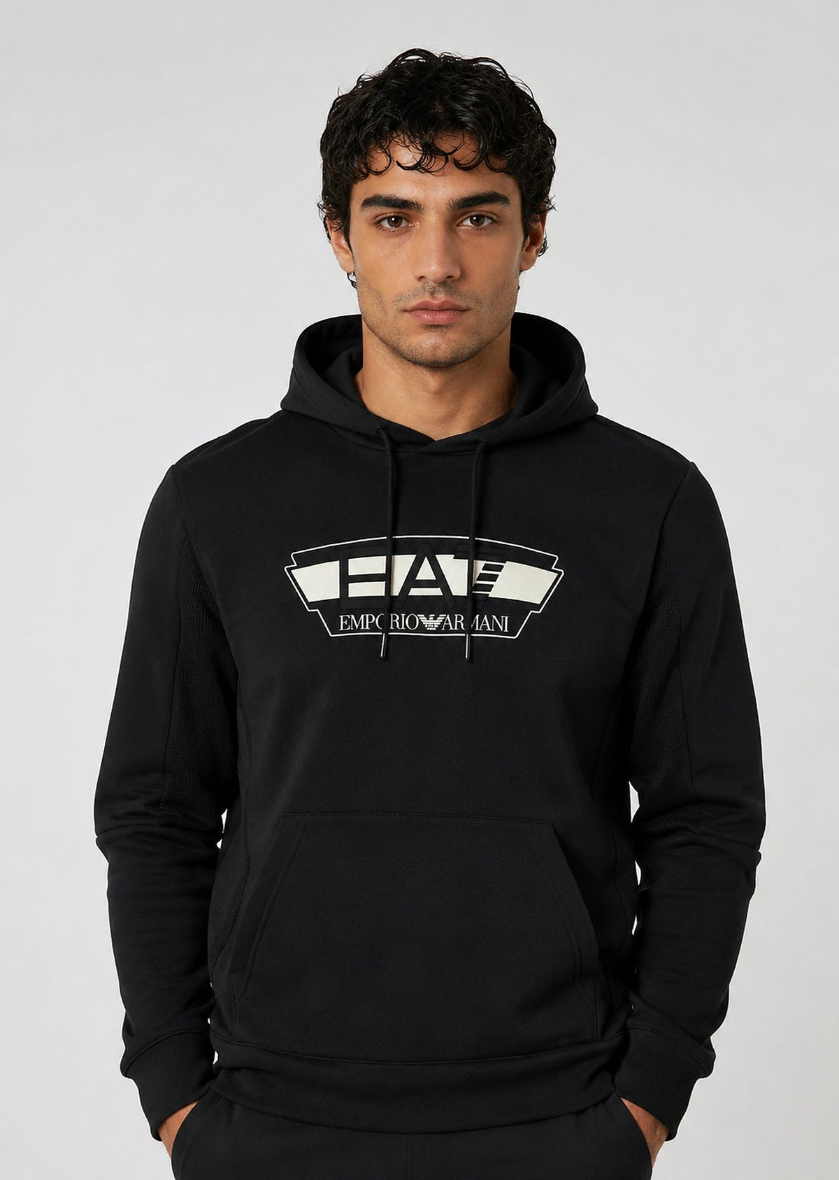 7M002434_AF10377_UC001_ea7_emporio_armani_06304_nero_1.jpg?v=1788942124