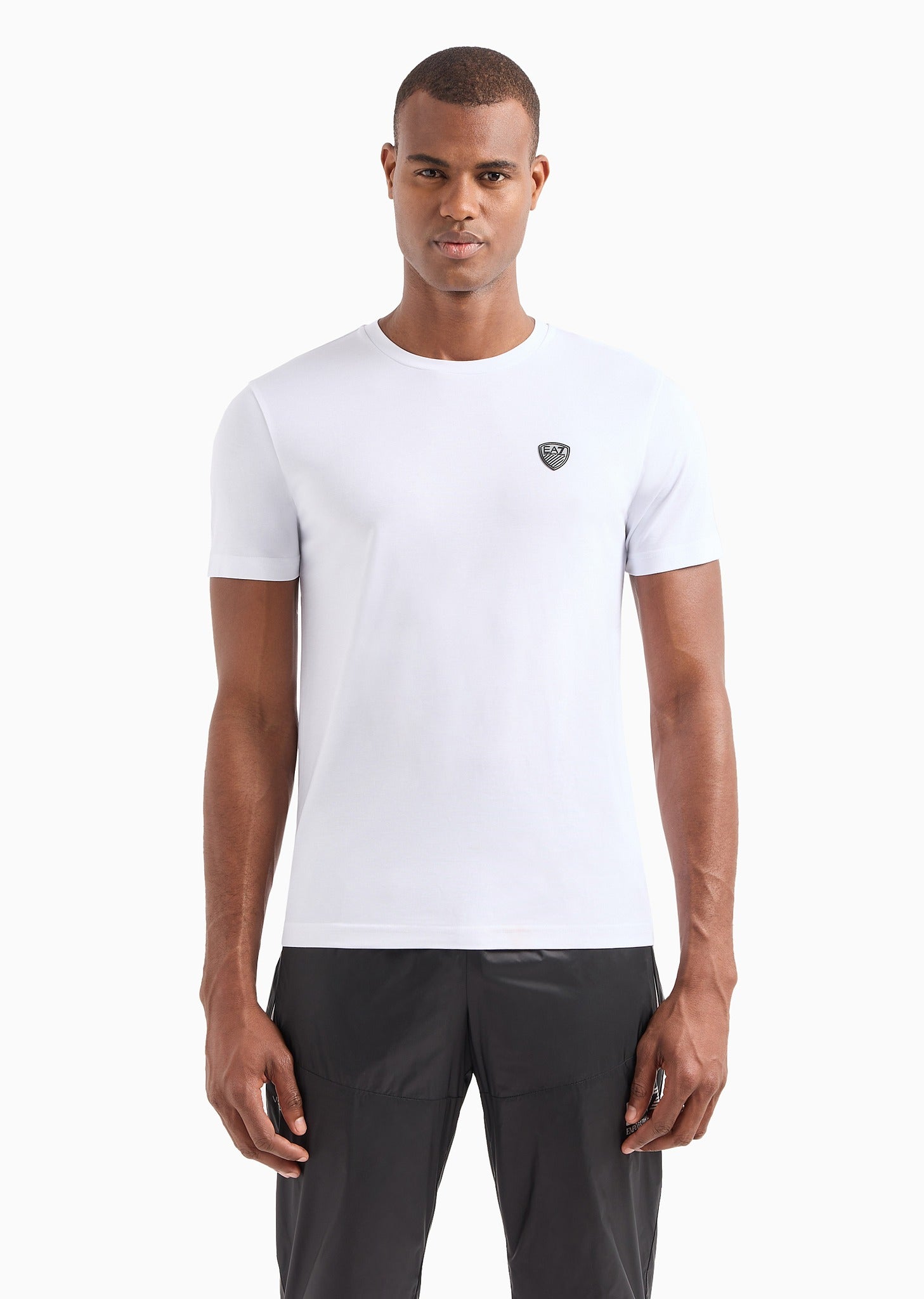 8NPT16_PJRGZ_1100_EMPORIO_ARMANI_EA7_05476_BIANCO_1.jpg?v=1779436697