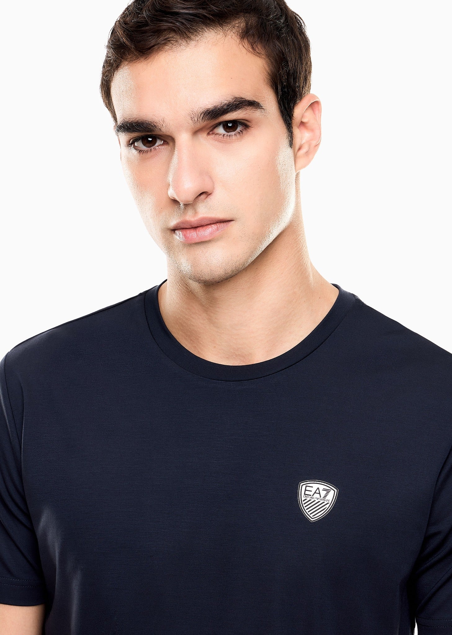 8NPT16_PJRGZ_1100_EMPORIO_ARMANI_EA7_05476_BLU_2.jpg?v=1779436700