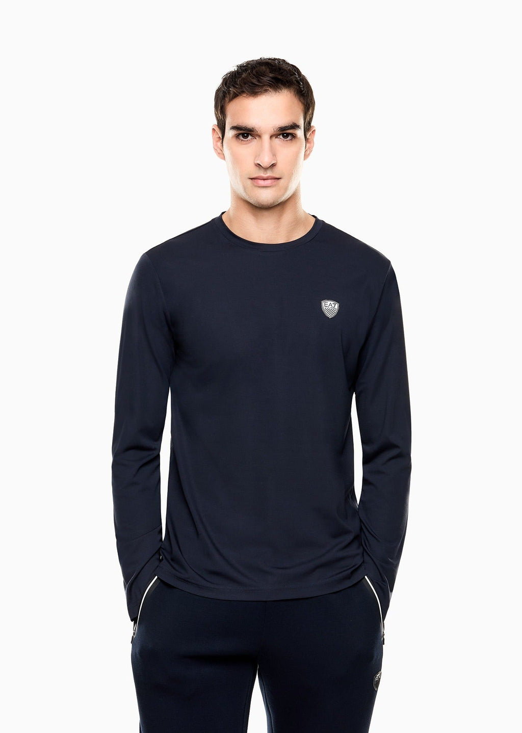 8NPT17_PJRGZ_EA7_Emporio_Armani_04200_blu_2.jpg?v=1775907535