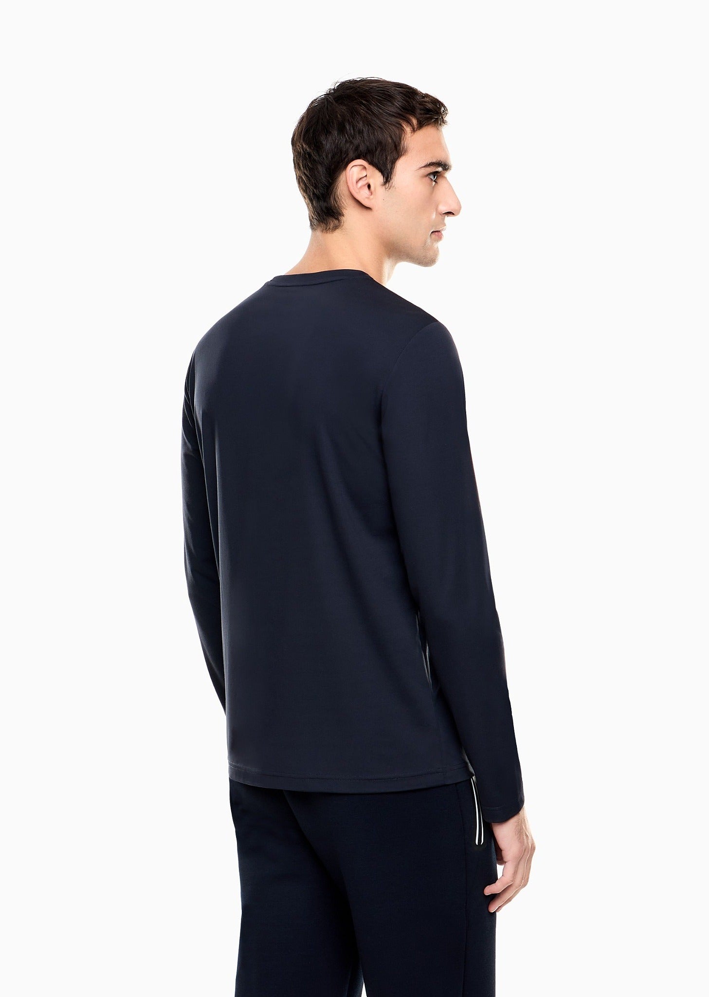 8NPT17_PJRGZ_EA7_Emporio_Armani_04200_blu_4.jpg?v=1775907535