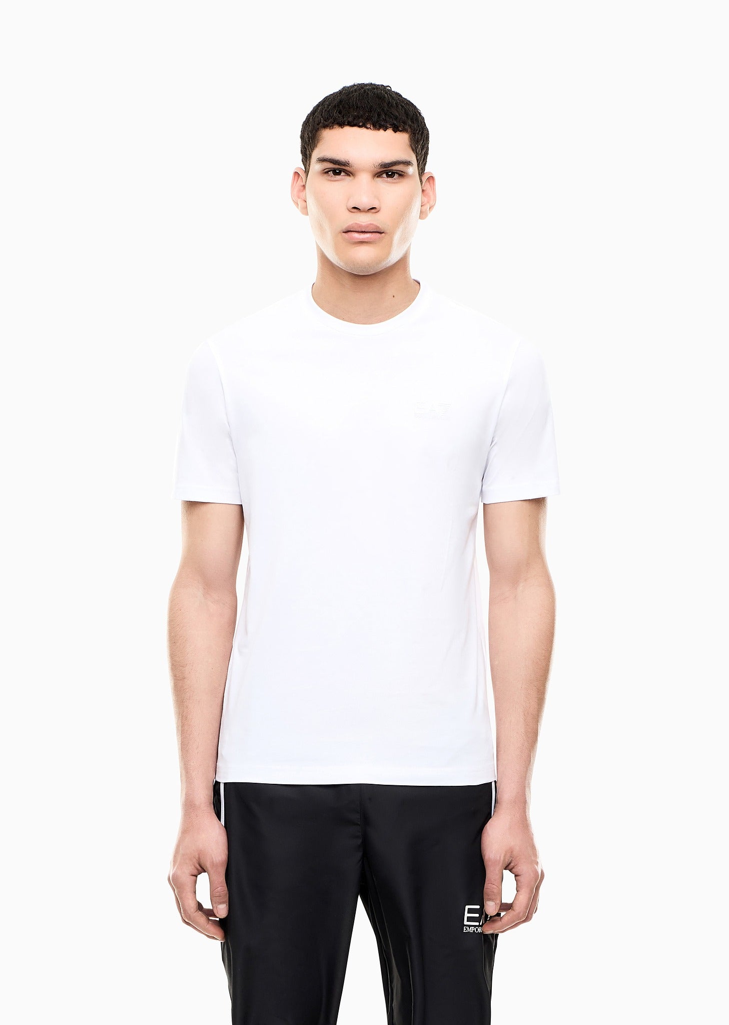 8NPT25_PJVPZ_U7260_EA7_EMPORIO_ARMANI_05478_BIANCO_2.jpg?v=1779436697