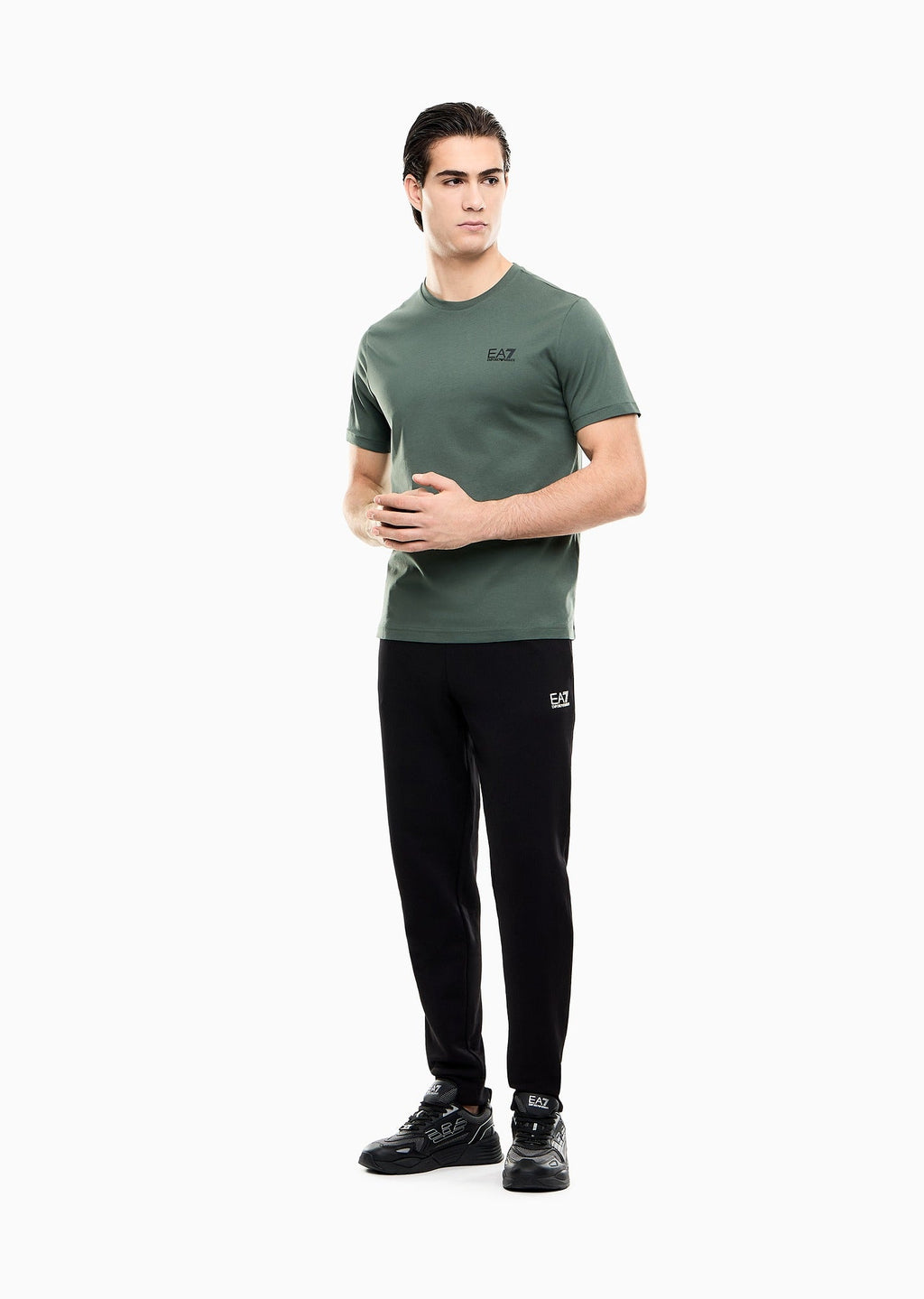 8NPT25_PJVPZ_U7260_EA7_EMPORIO_ARMANI_05478_VERDE_2.jpg?v=1779436695
