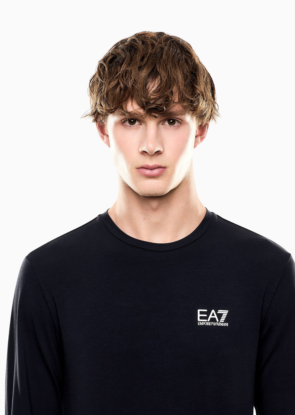 8NPT28_PJVQZ.jpg_ea7_emporio_armani_05486_nero_2.jpg?v=1775907538