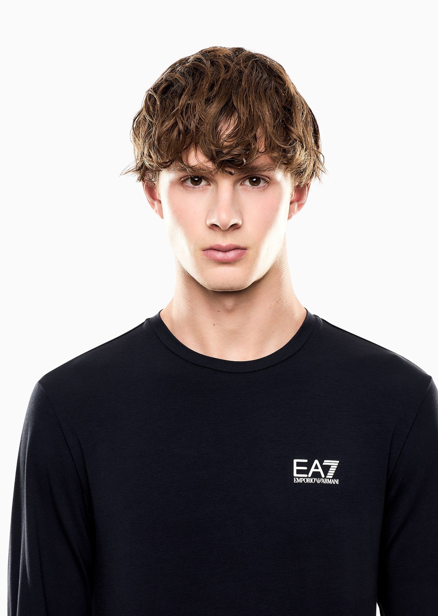 8NPT28_PJVQZ.jpg_ea7_emporio_armani_05486_nero_2.jpg?v=1775907538