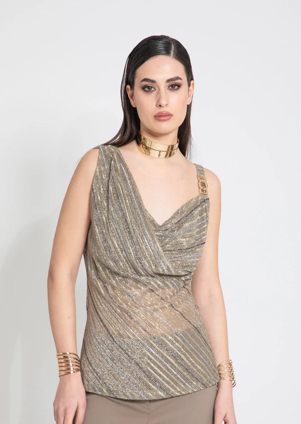JADORE_edas_06021_oro_1.jpg?v=1776241313