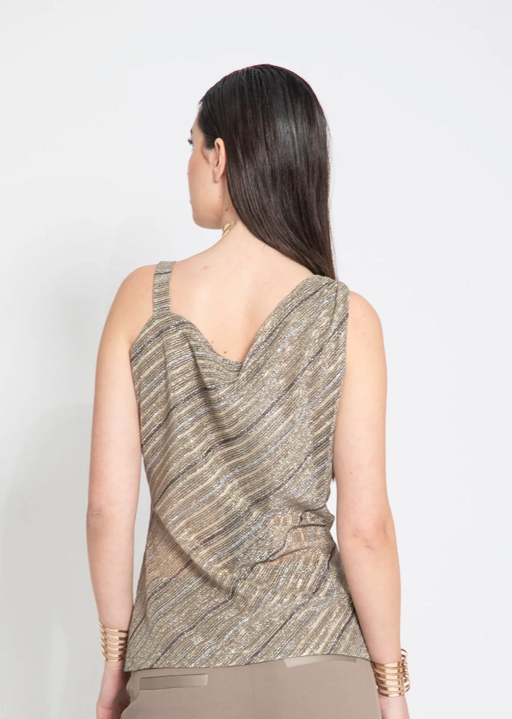 JADORE_edas_06021_oro_3.jpg?v=1776241313