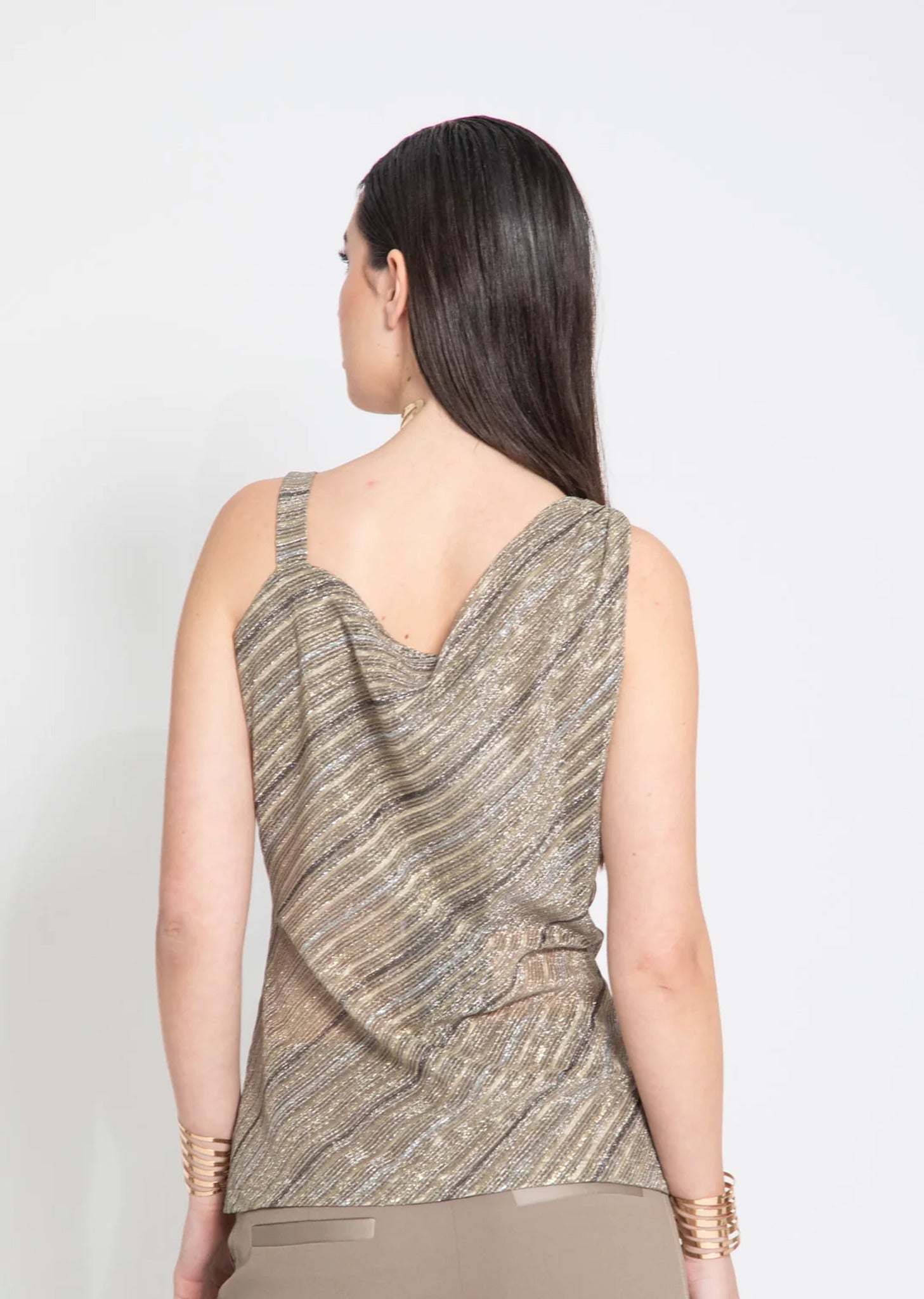 JADORE_edas_06021_oro_3.jpg?v=1776241313