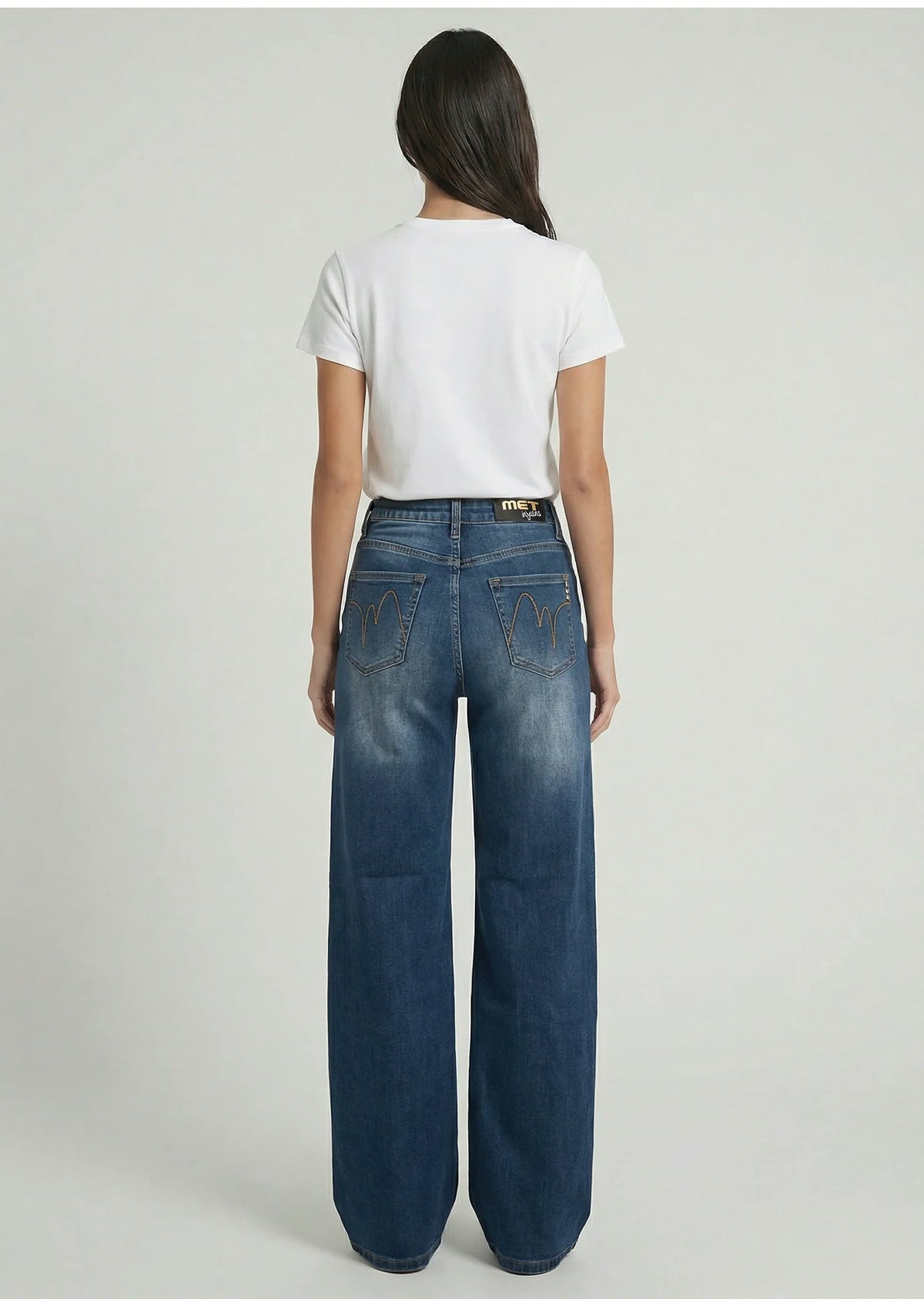 M13RAJAT1L981_met_06333_denim_3.avif?v=1790070922