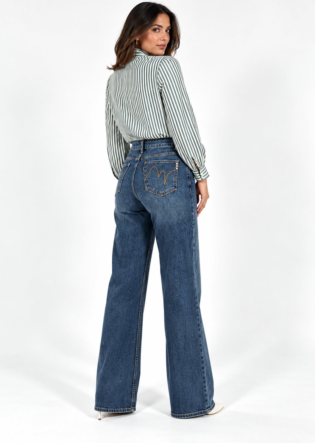 M13_HILLARY_T4L1003_MET_06332_DENIM_2.avif?v=1791025536