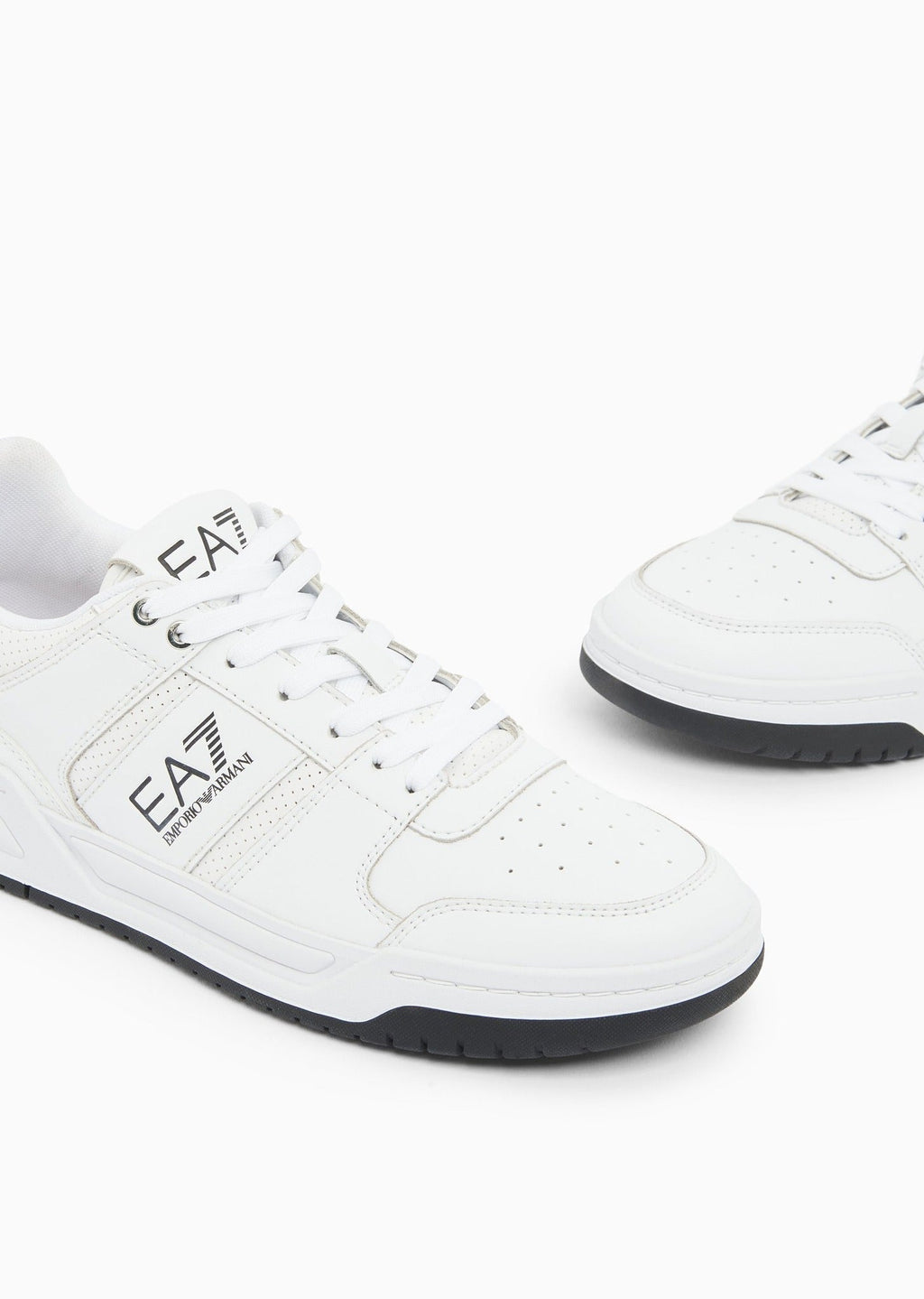 X8X234_XK422_R938_EA7_EMPORIO_ARMANI_05473_4_156aab77-9915-4391-ac7c-053a072e74a6.jpg?v=1785770399